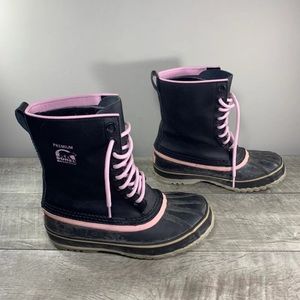 Sorel NL1330 Black & Pink Leather Waterproof Women’s Snow Winter Boots Size 7